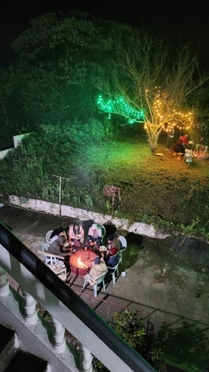 Bob Lesiure Hotel Ooty Buitenkant foto