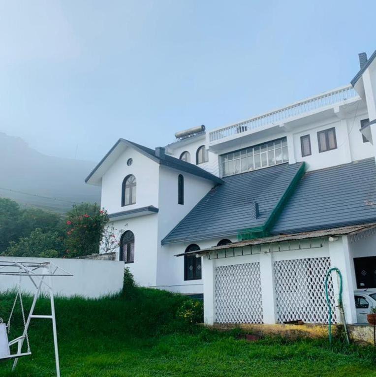 Bob Lesiure Hotel Ooty Buitenkant foto