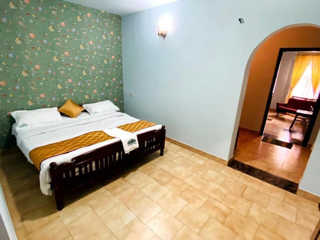 Bob Lesiure Hotel Ooty Buitenkant foto