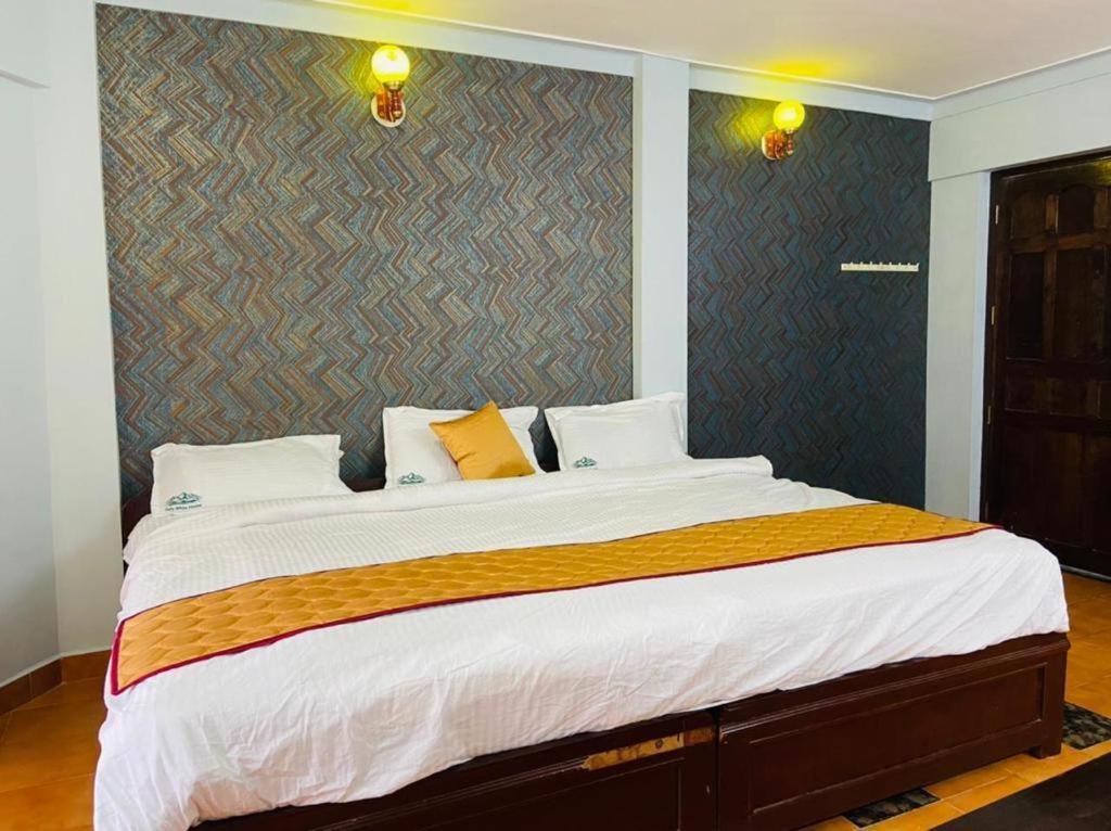 Bob Lesiure Hotel Ooty Buitenkant foto